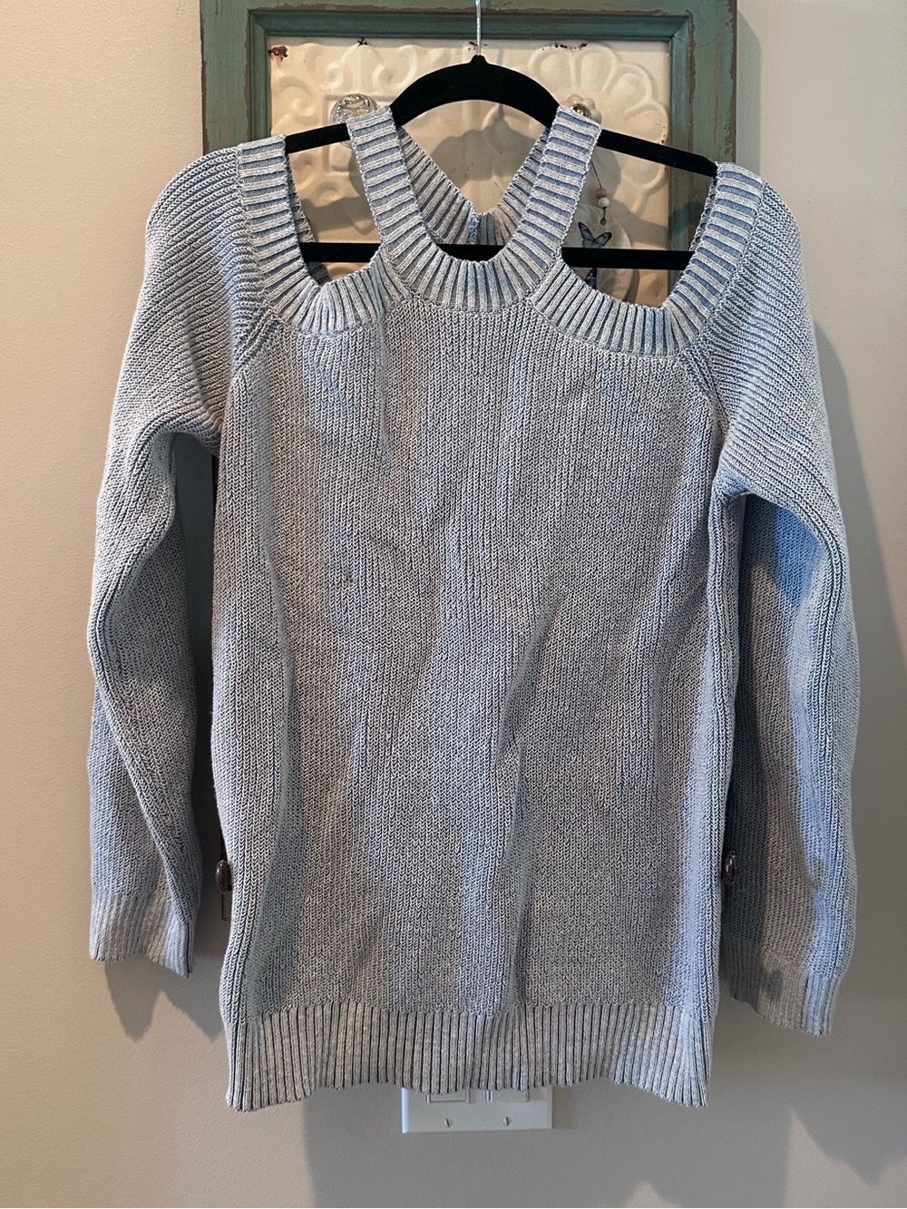 Hem & Thread Blue Cold Shoulder Knit Sweater Size Large